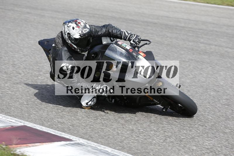 /53 16.09.2025 Track Day Domi Aegerter ADR/Gruppe rot/17